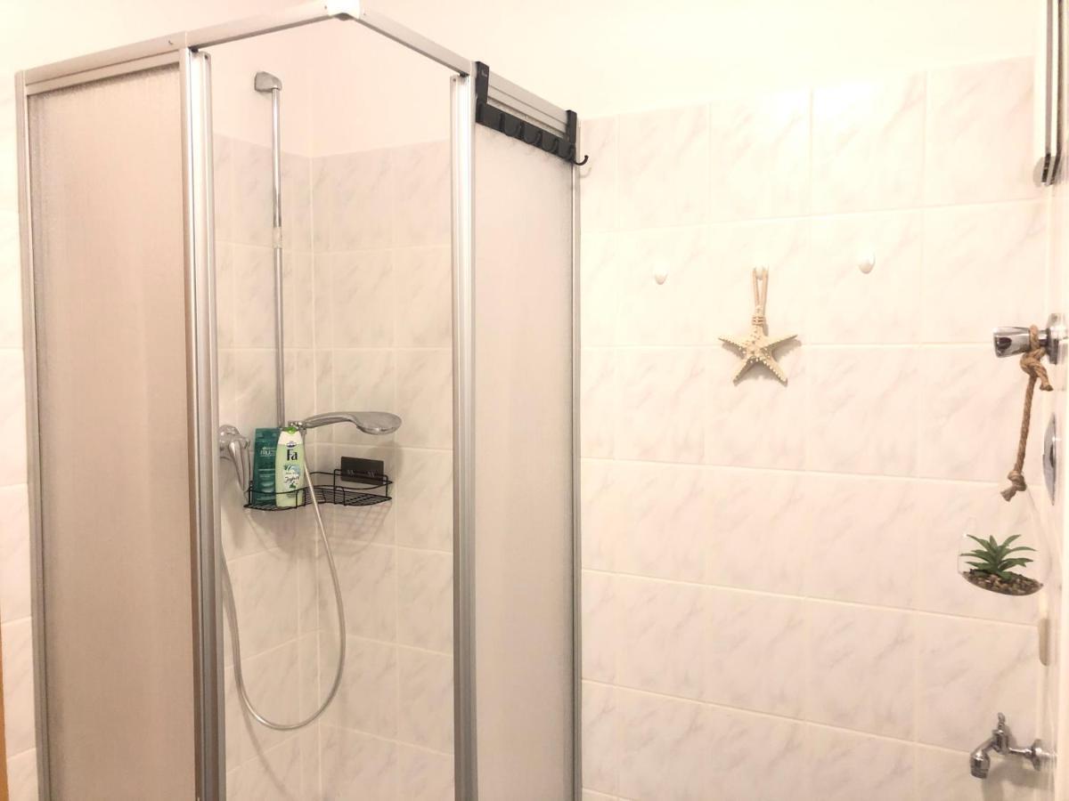 Cottbus-Apartments - Green Apartment I Privat I Wifi I Kueche I Balkon Ngoại thất bức ảnh